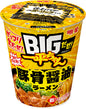 明星 BIGだぜ!一平ちゃん 豚骨醤油ラーメン[12個入、カップ麺、大盛サイズ、うまさやみつき!、ガーリックねり込み麺!、別添ガーリックオイル、93g]