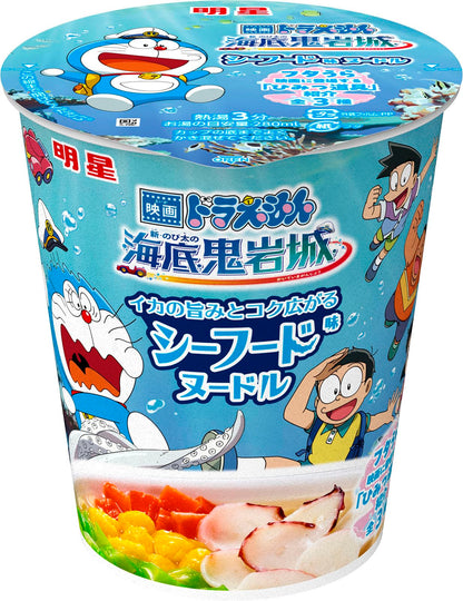 明星 映画ドラえもん 新・のび太の海底鬼岩城 シーフード味ヌードル[12個入、カップ麺、ラーメン、イカの旨みとコク広がる、フタうら、ひみつ道具紹介、64g]